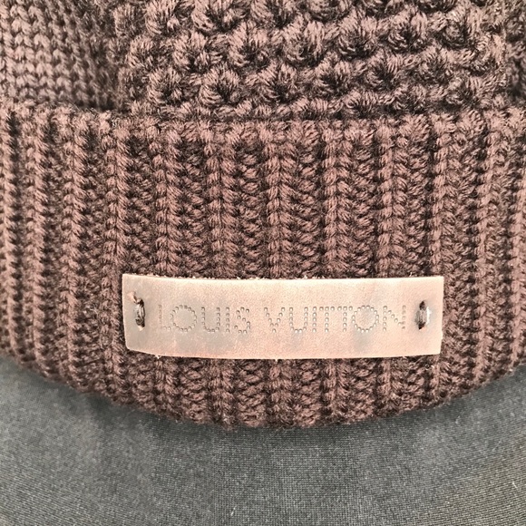 Authentic Louis Vuitton 100% wool beanie/toque - Picture 5 of 9